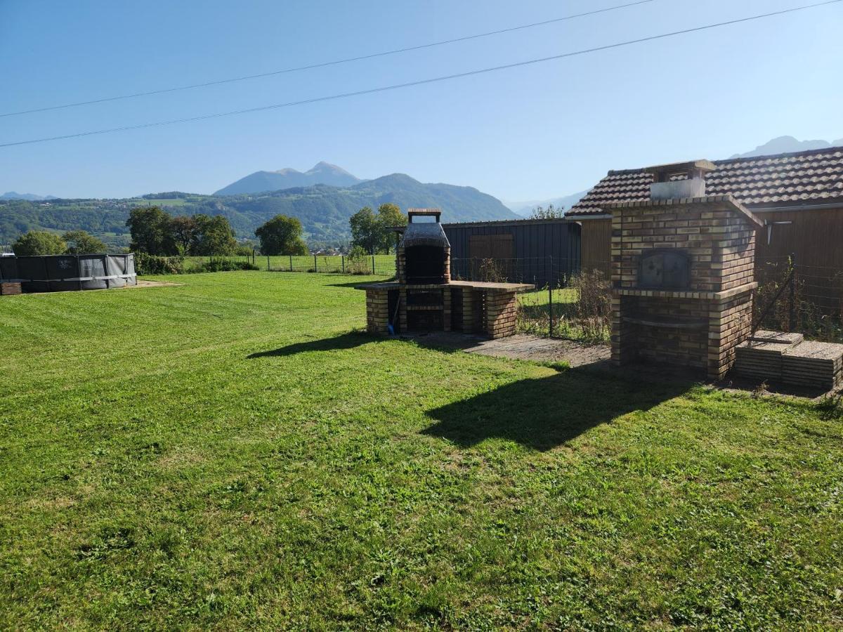 Porte Bonheur Villa